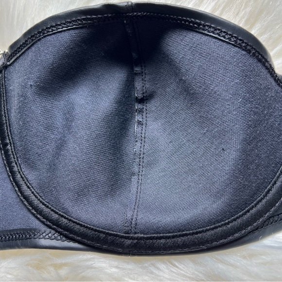 Frederick’s of Hollywood Faux Leather Black Bra Sz 38 D Goth Witch Y2K USA Made - Picture 10 of 14